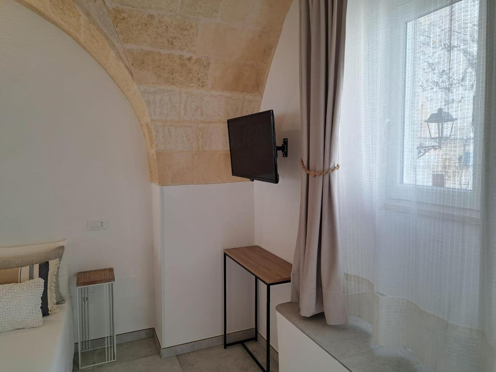 Mae Apulian Rooms Grottaglie Εξωτερικό φωτογραφία